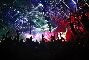 LED Stage Lighting - How To Choose Your Stage Lighting Color Scheme And The Right Lights - Vorlane - Vorlane